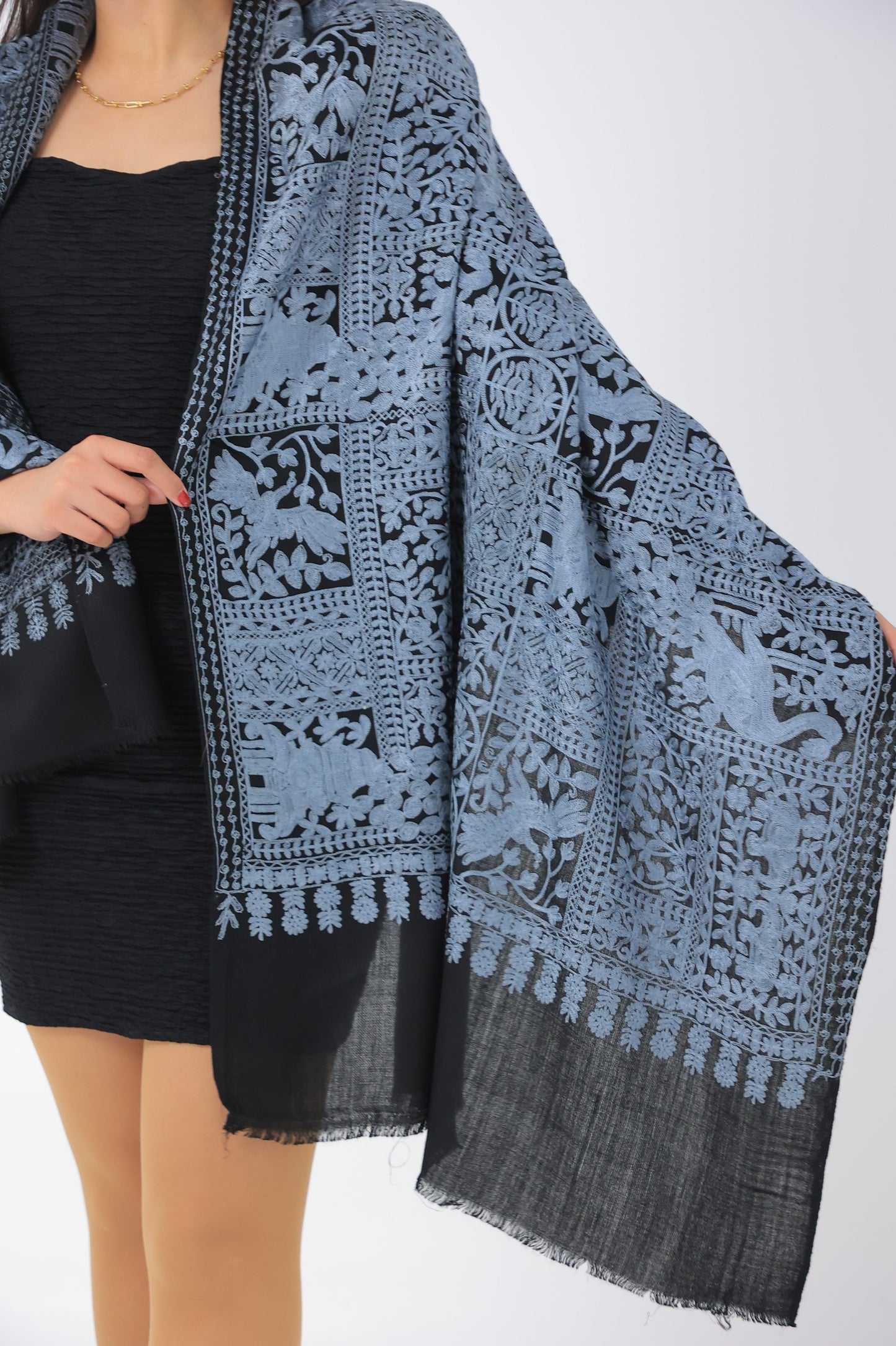 NEW Elegant Luxury Cashmere Beautiful black blue noir azure midnight sky night Printed Shawl Shaal Kuwait Peacock Elephant Animal Patterns Vibrant