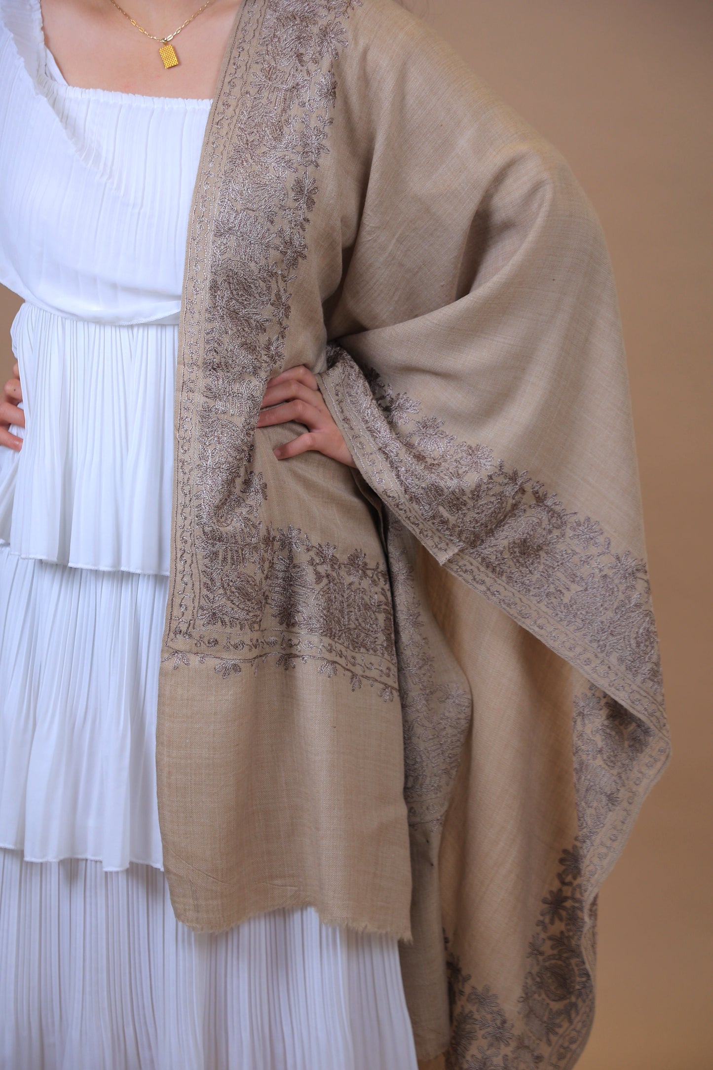 NEW Pure Elegant Luxury Beautiful Winter Shawl Shaal Classy Floral Prestigious Patterns Accessories Expensive Rare One of A Kind Brown silver gray beige