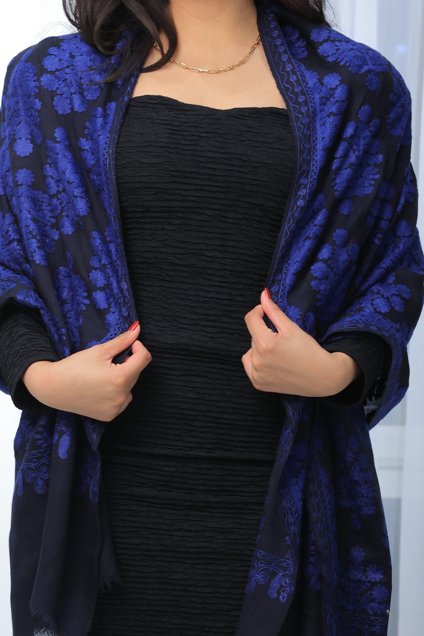 NEW Pure Black Noir Flower Elegant Luxury Beautiful Winter Shawl Shaal Classy Circle Prestigious Patterns Accessories One of A KInd blue dark midnight sky