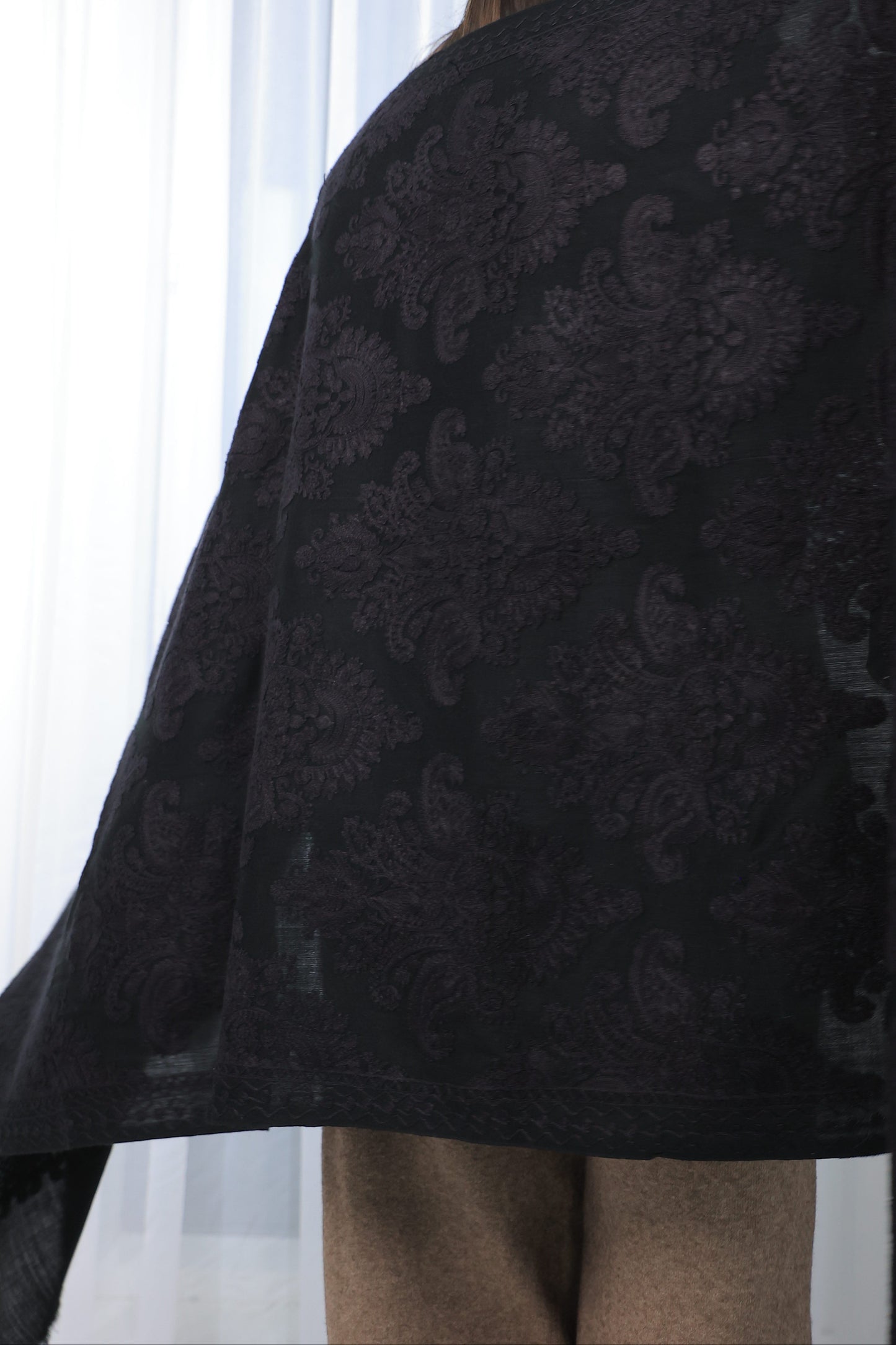 NEW Pure Black Noir Flower Elegant Luxury Beautiful Winter Shawl Shaal Classy Circle Prestigious Patterns Accessories One of A KInd