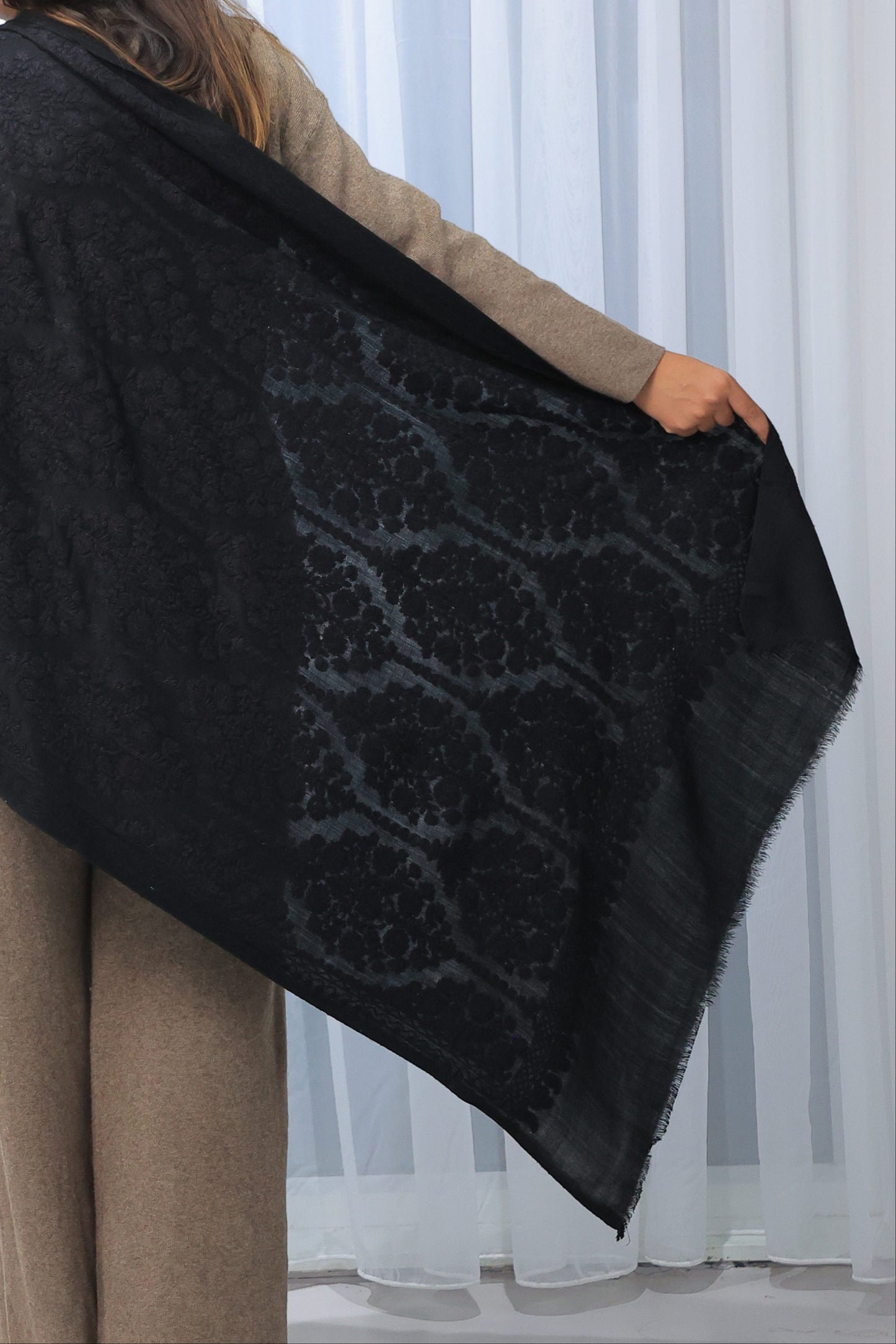 NEW Pure Black Noir Flower Elegant Luxury Beautiful Winter Shawl Shaal Classy Circle Prestigious Patterns Accessories One of A KInd