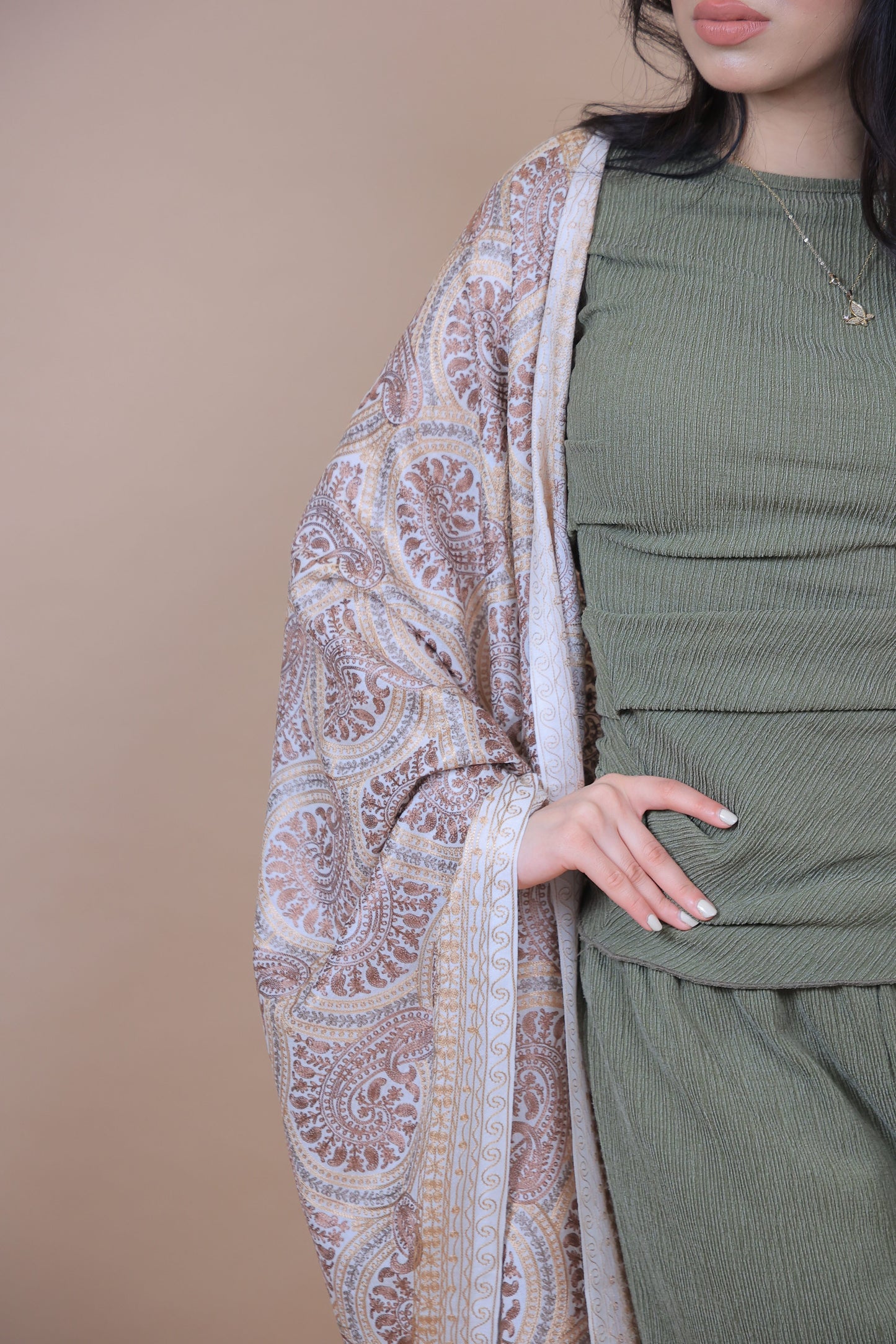 NEW Pure Satoosh Elegant Luxury Beautiful Winter Shawl Shaal Classy Circle Prestigious Damask paisley Patterns Accessories one of a kind brown white