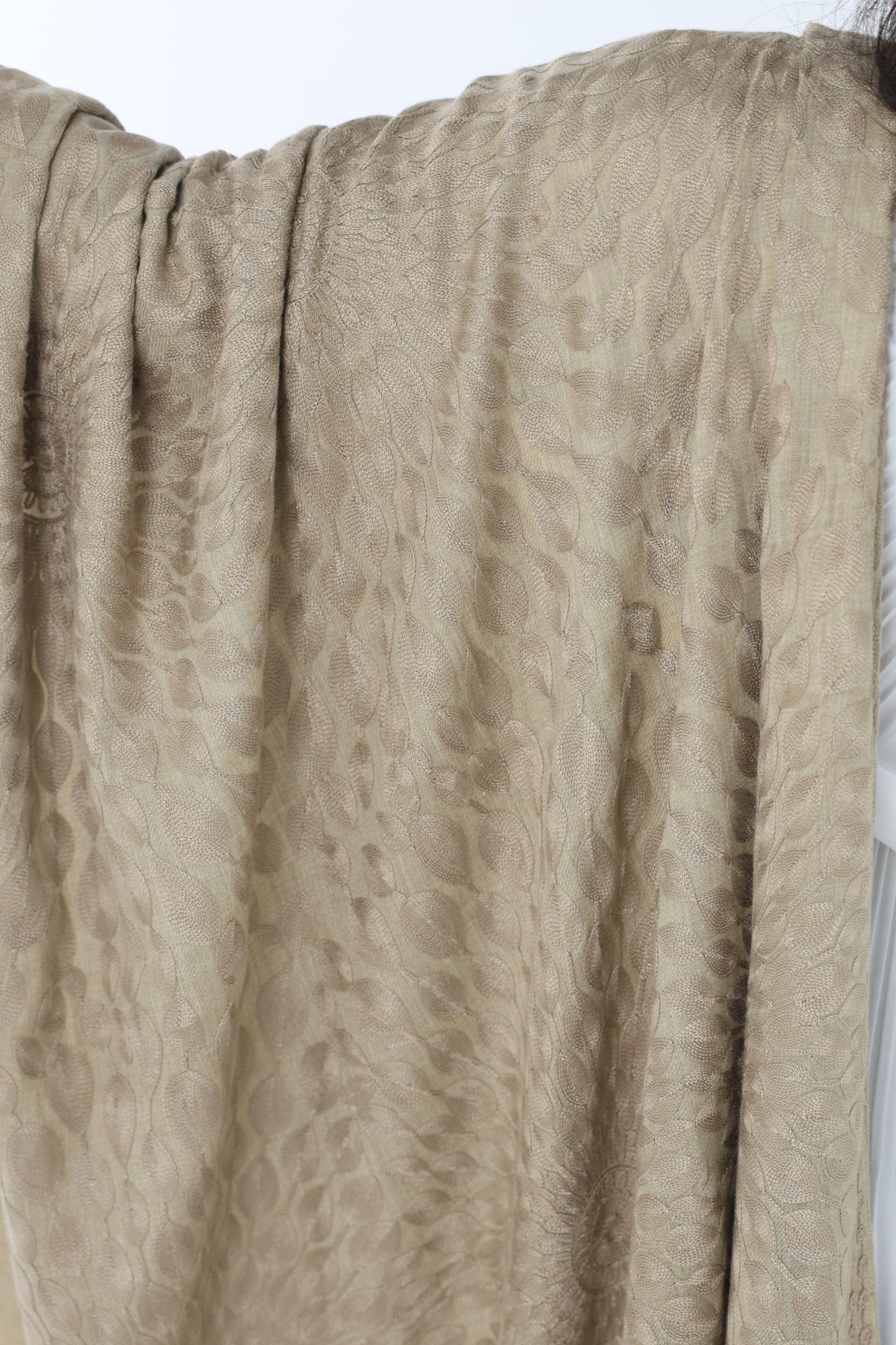 NEW Pure Elegant Luxury Beautiful Winter Shawl Shaal Classy Floral Prestigious Patterns Accessories Expensive Rare One of A Kind Brown