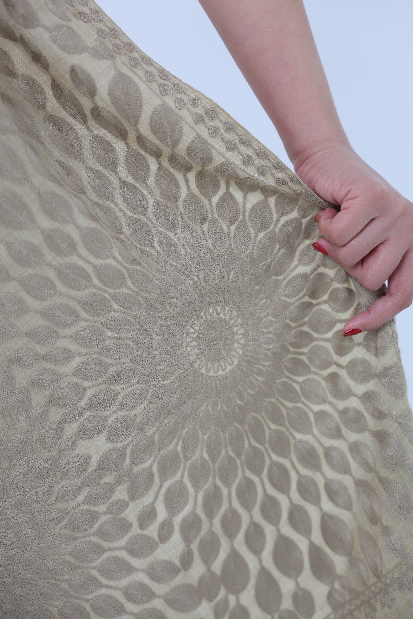 NEW Pure Elegant Luxury Beautiful Winter Shawl Shaal Classy Floral Prestigious Patterns Accessories Expensive Rare One of A Kind Brown