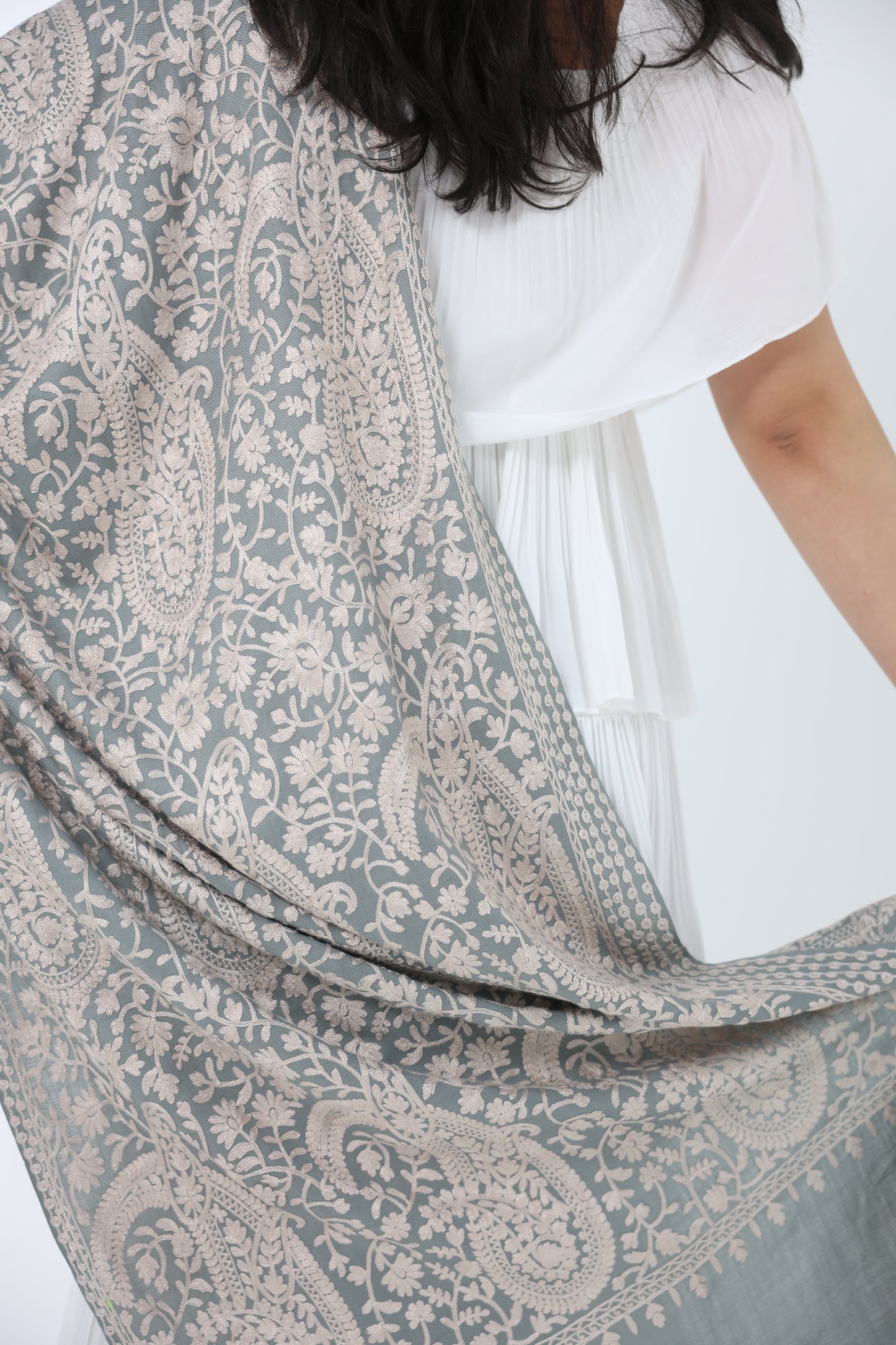 NEW Pure beige silver blue olive grey gray winter Elegant Luxury Beautiful Winter Shawl Shaal Classy Circle Prestigious Floral Patterns Accessories