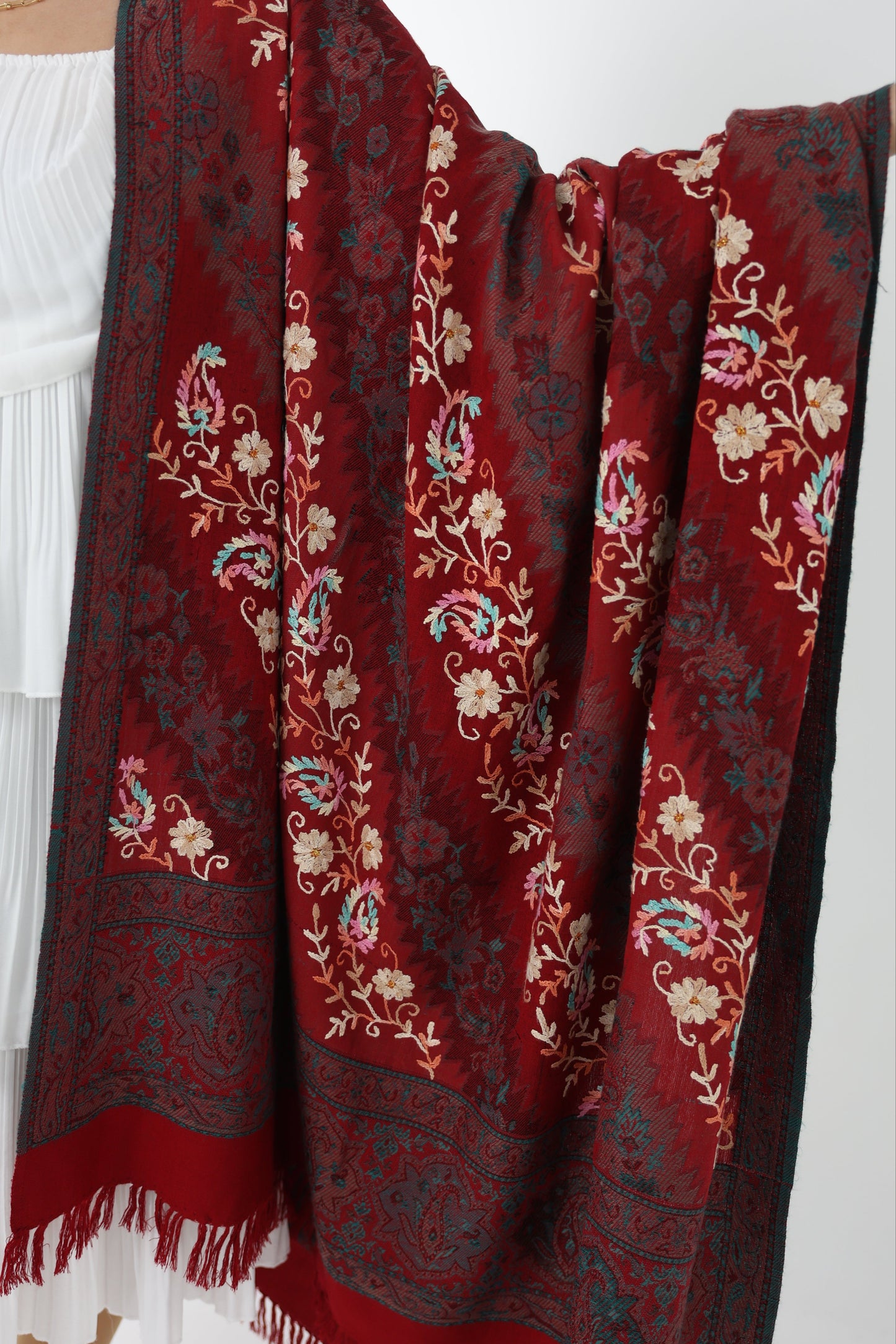 NEW Cashmere Elegant Luxury Beautiful Winter Shawl Shaal Classy Circle Red Gold Damask Patterns Accessories