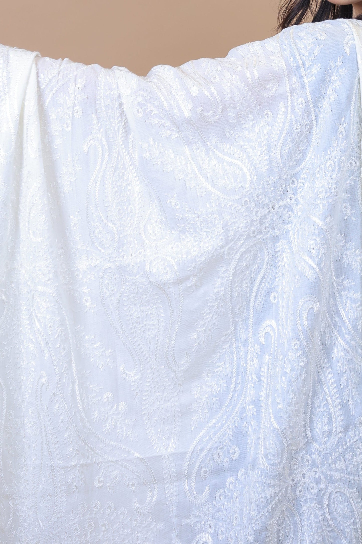 NEW Pure White Clean Elegant Luxury Beautiful Winter Shawl Shaal Classy Prestigious Damask Paisley Patterns Accessories