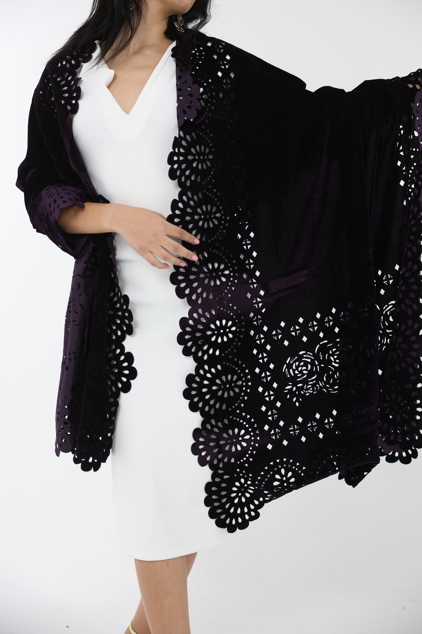 Violette Velvet Shawl