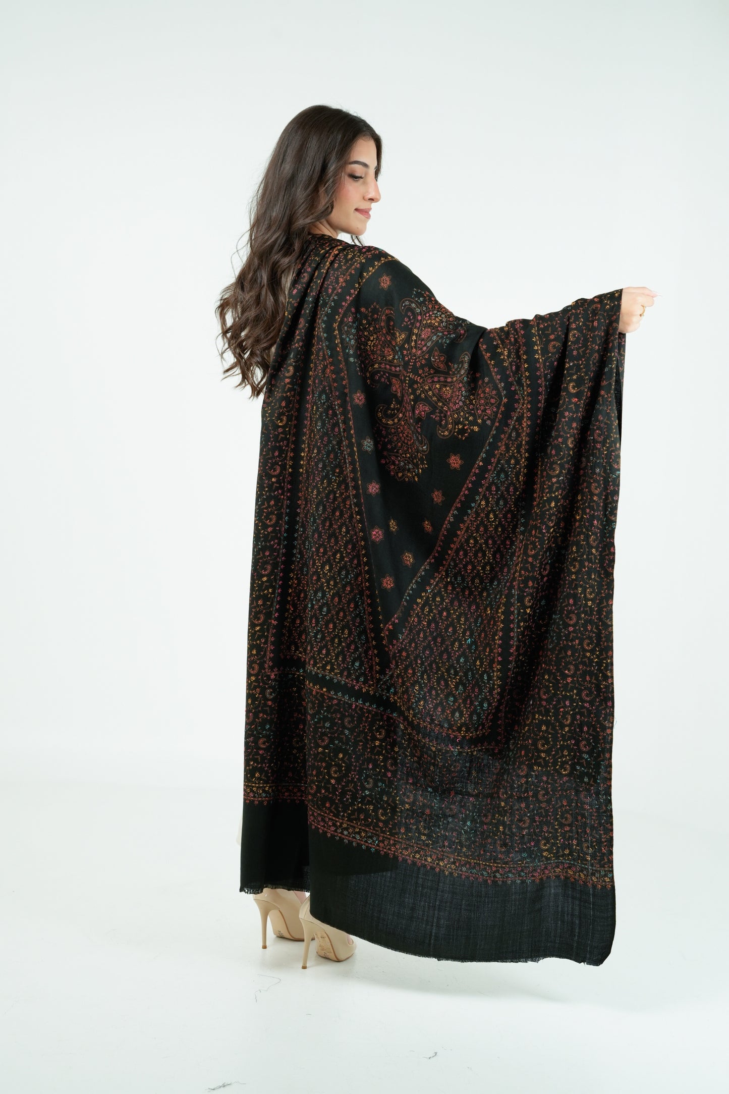 بلوم نوار (٢)  