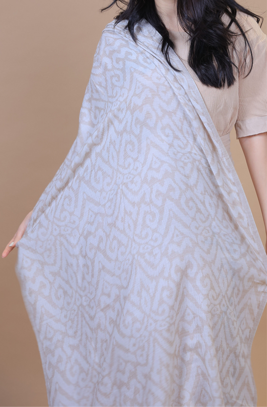 Pure Satoosh Elegant Shawl Kuwait Beautiful Timeless Accessories
NEW Pure Elegant Luxury Beautiful Winter Shawl Shaal Classy Floral flora leaves laurel Prestigious Desert waves dunes safari Patterns Accessories one of a kind brown white beige Pure Satoosh