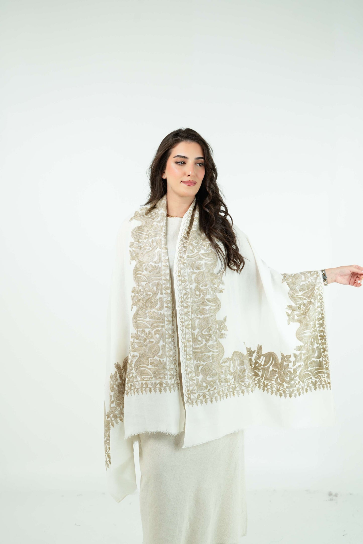 أيفوري إييكس