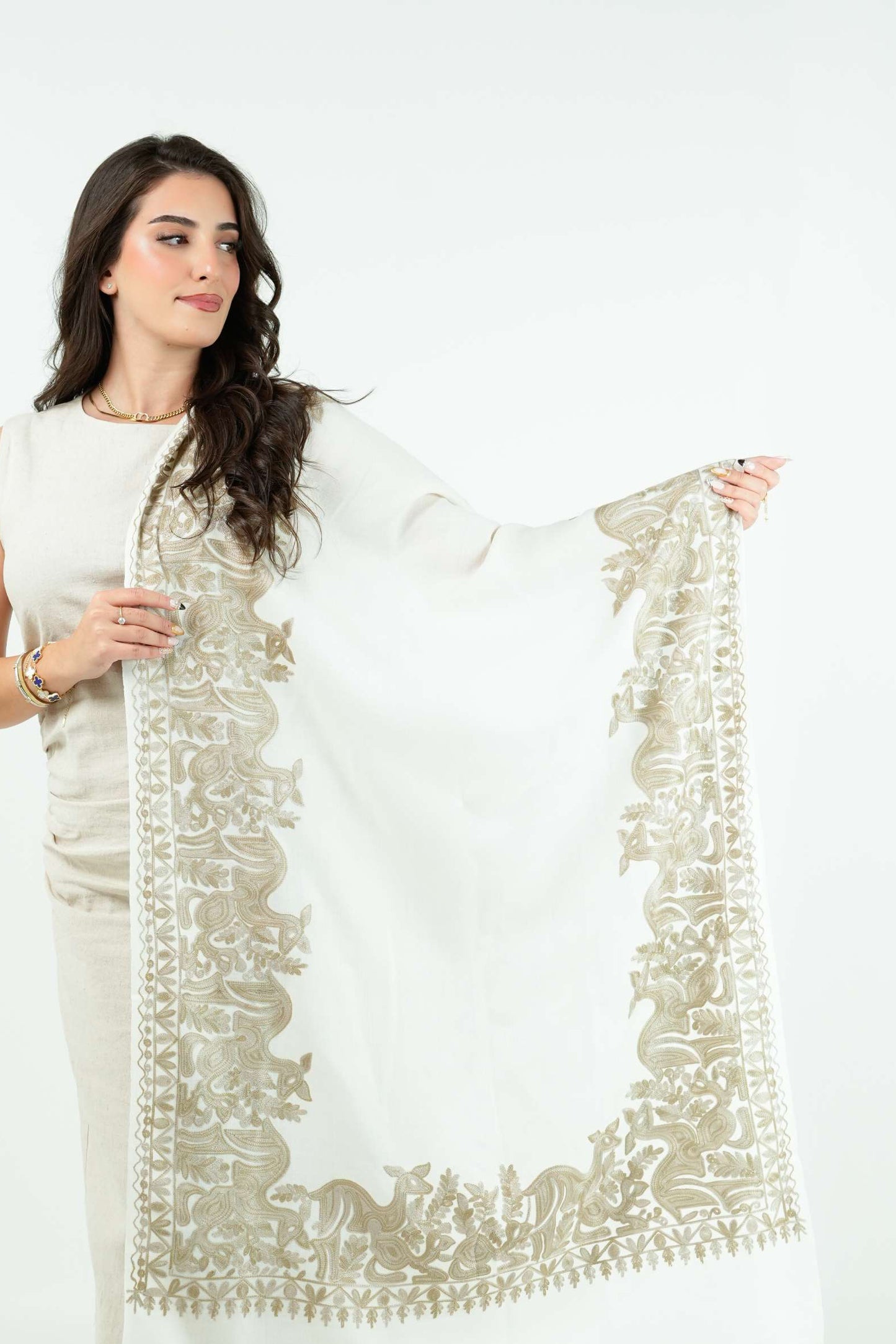 أيفوري إييكس